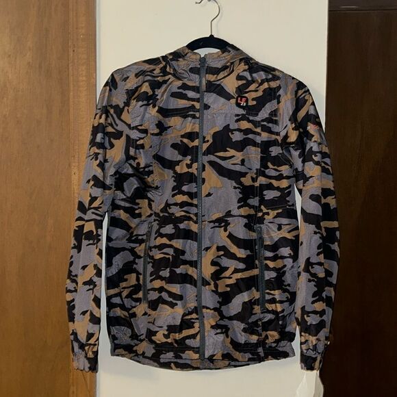 Nwt Boys Large 14-16 London Fog grey camo windbreaker - Picture 1 of 4